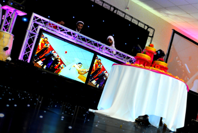 2L DJs at Wolverhampton Race Course